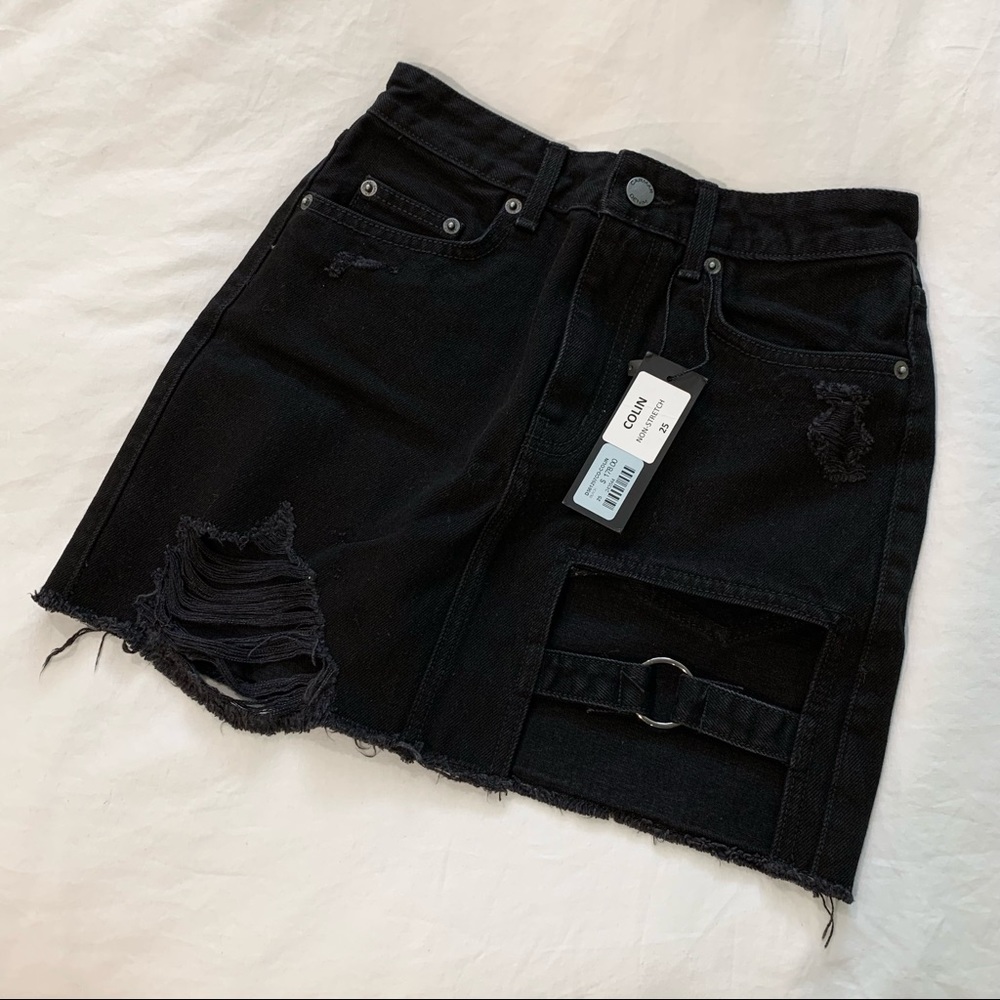 ✨ LF CARMAR JEAN CUTOUT SKIRT ✨ - Picture 3 of 7